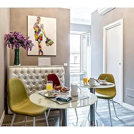 Lea Luxury