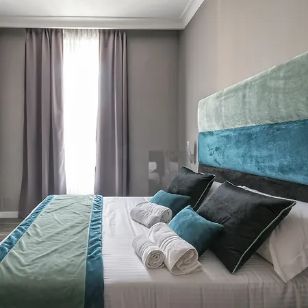 Πανσιόν Lea Luxury 2*