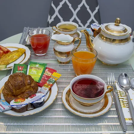 Lea Luxury Penzion 4*